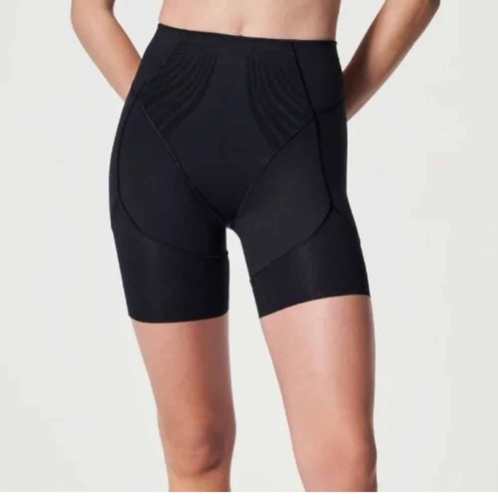 SPANX womens haute high rise contour mid thigh bike shorts size medium NWT